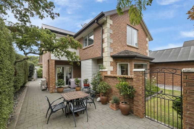 Photo of property in 7 Majestic Lane, Cashmere, Christchurch, 8022