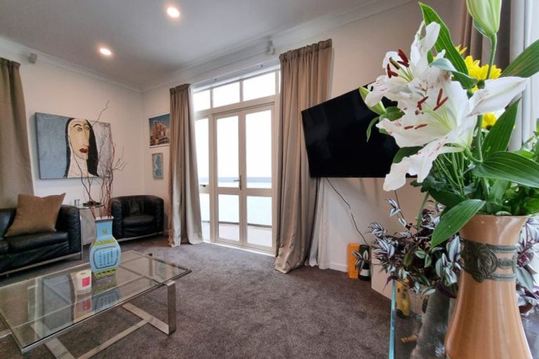 Photo of property in 35b Hobson Crescent, Thorndon, Wellington, 6011