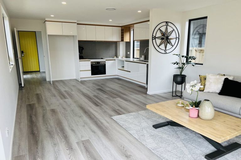 Photo of property in 24 Clayden Shuttleworth Street, Papakura, 2110