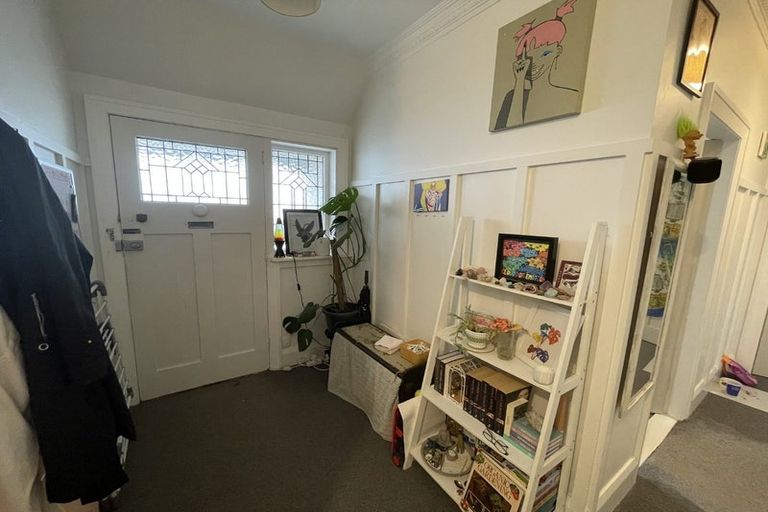Photo of property in 107 Elizabeth Street, Mount Victoria, Wellington, 6011