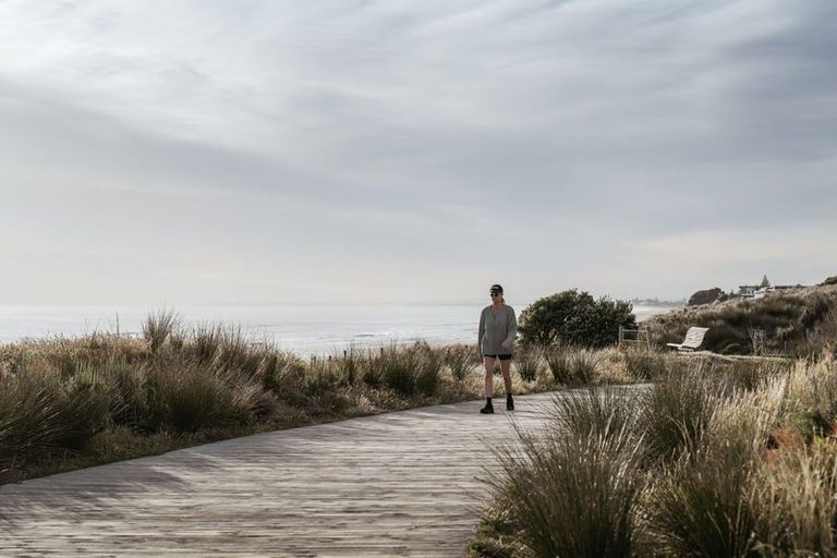 Photo of property in 6 Links Avenue, Mount Maunganui, 3116