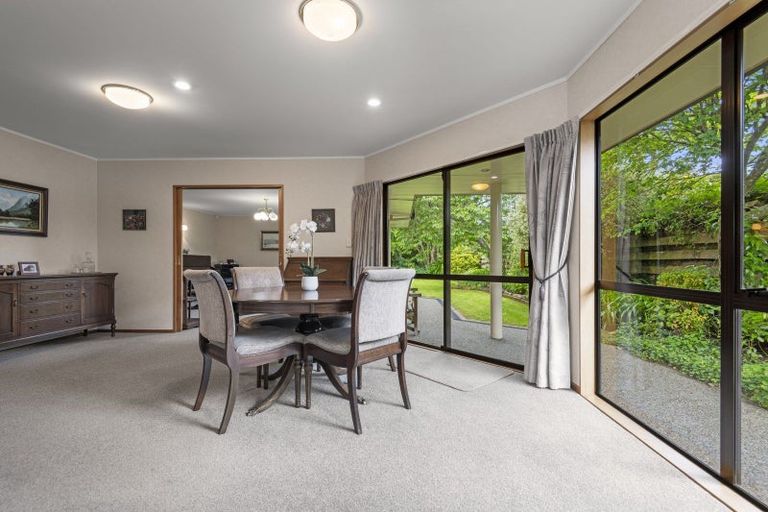 Photo of property in 11 Balcairn Place, Terrace End, Palmerston North, 4410