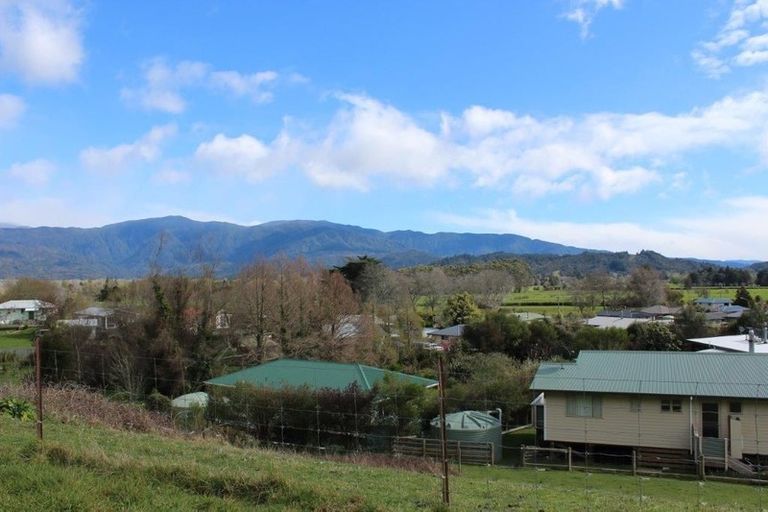 Photo of property in 28 Arapeta Place, Takaka, 7110