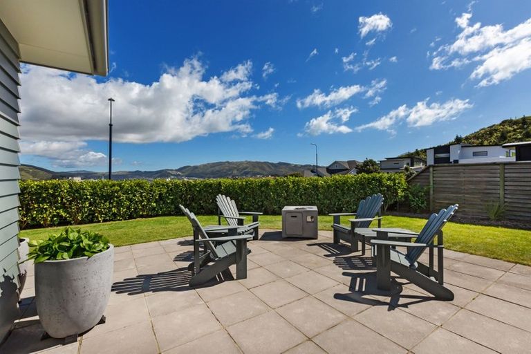 Photo of property in 1 Nelson Avenue, Aotea, Porirua, 5024