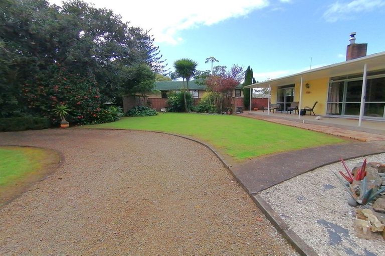 Photo of property in 15 Saint Johns Avenue, Tuakau, 2121