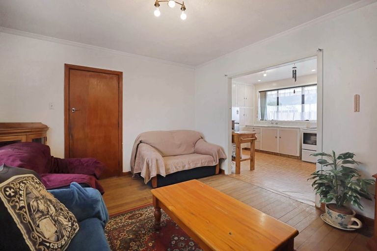 Photo of property in 74 Grove Street, Tinwald, Ashburton, 7700