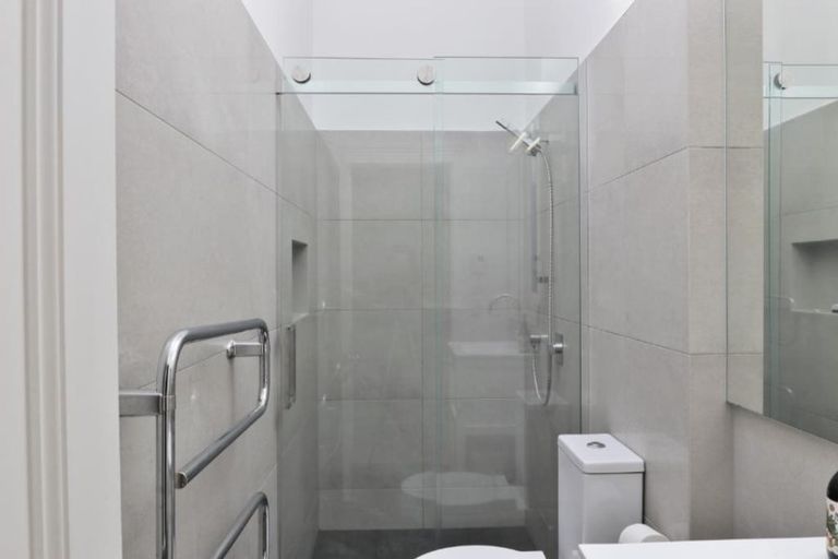 Photo of property in 26 Church Street, Devonport, Auckland, 0624