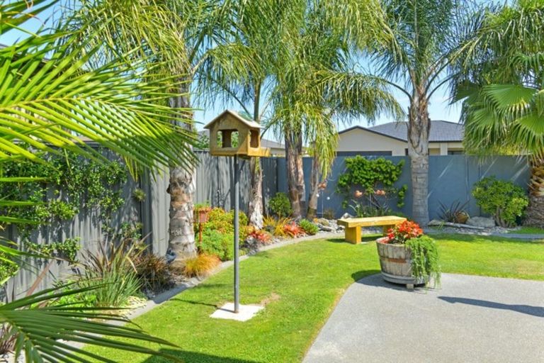 Photo of property in 17 Akaroa Road, Poraiti, Napier, 4112