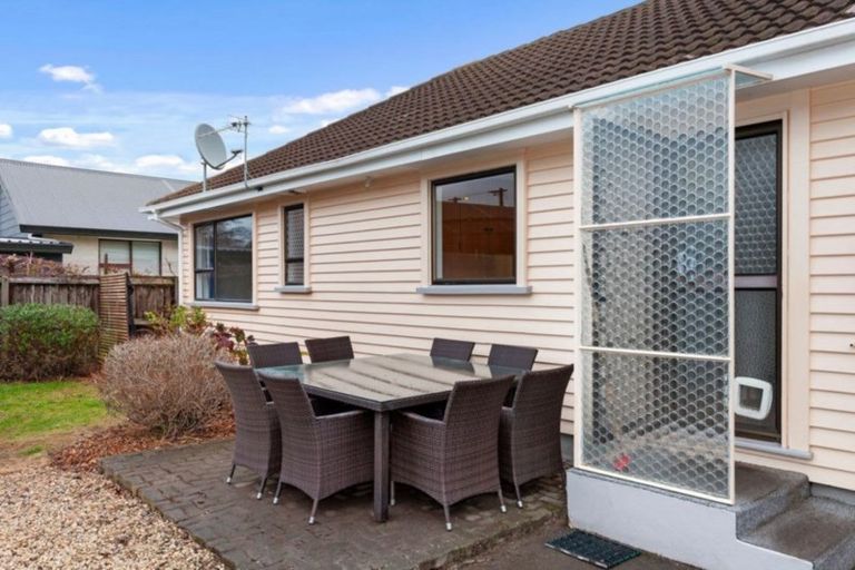 Photo of property in 16 Bassett Street, Burwood, Christchurch, 8083