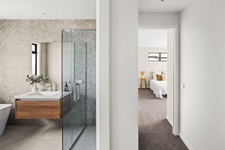 Photo of property in 5 Wai Whatu Street, Meeanee, Napier, 4110