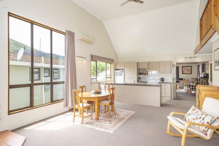 Photo of property in 27 Hood Crescent, Arrowtown, 9302