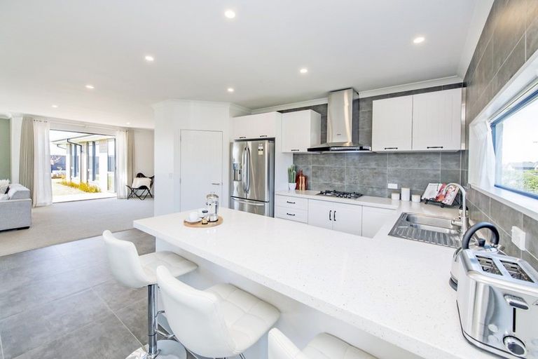 Photo of property in 39 Bradbury Avenue, Rolleston, 7614