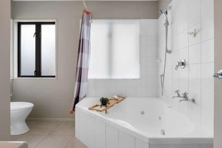 Photo of property in 126 Sherborne Street, St Albans, Christchurch, 8014