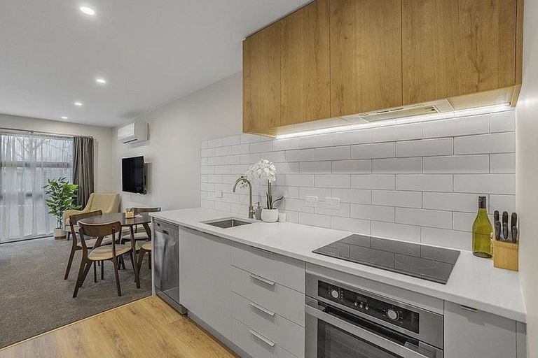 Photo of property in 8 Te Ara O Ralph Olsen, Wainuiomata, Lower Hutt, 5014