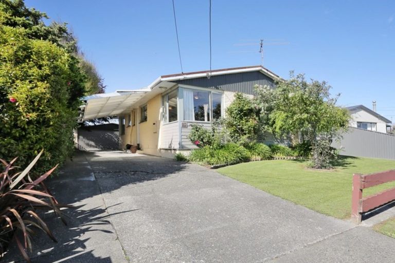 Photo of property in 85 Edinburgh Crescent, Waikiwi, Invercargill, 9810