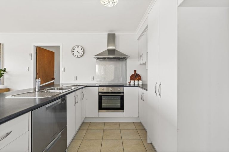 Photo of property in 53a Moffat Road, Red Beach, 0932