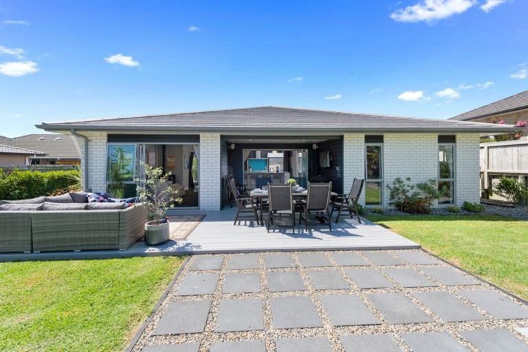 Photo of property in 20 Excelsa Place, Papamoa Beach, Papamoa, 3118