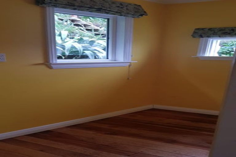 Photo of property in 130 Owhiro Bay Parade, Owhiro Bay, Wellington, 6023