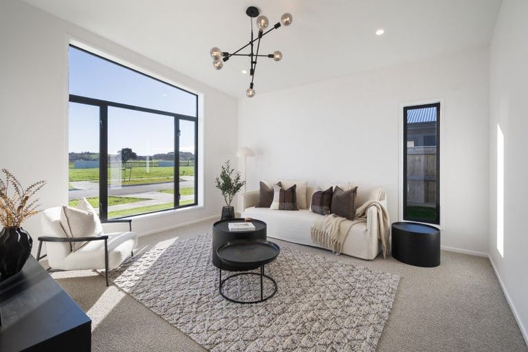 Photo of property in 12 Parkside Avenue, Maewa, Feilding, 4702