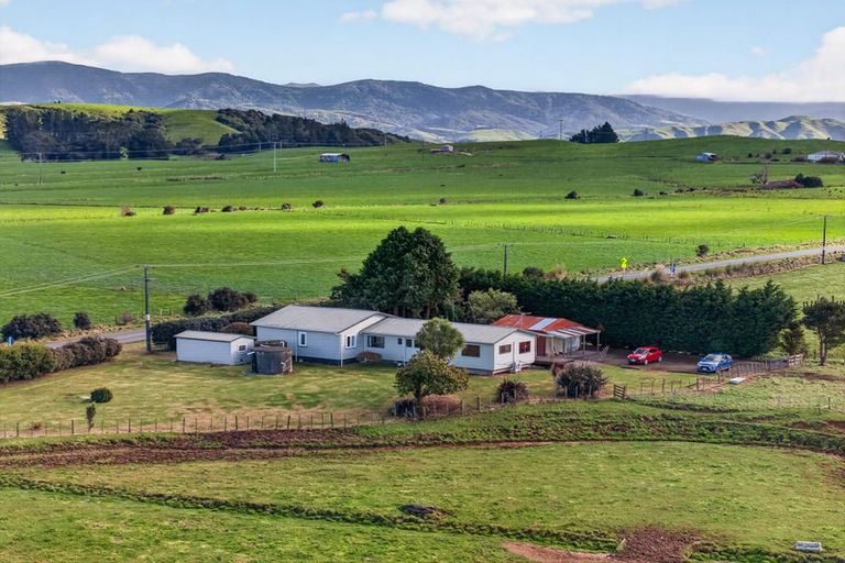 Photo of property in 576 Nireaha Road, Eketahuna, 4994