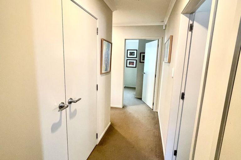 Photo of property in 2 Barossa Way, Brookfield, Tauranga, 3110