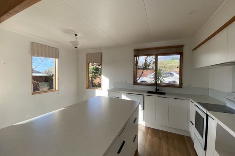 Photo of property in 8 Orpington Place, Stoke, Nelson, 7011