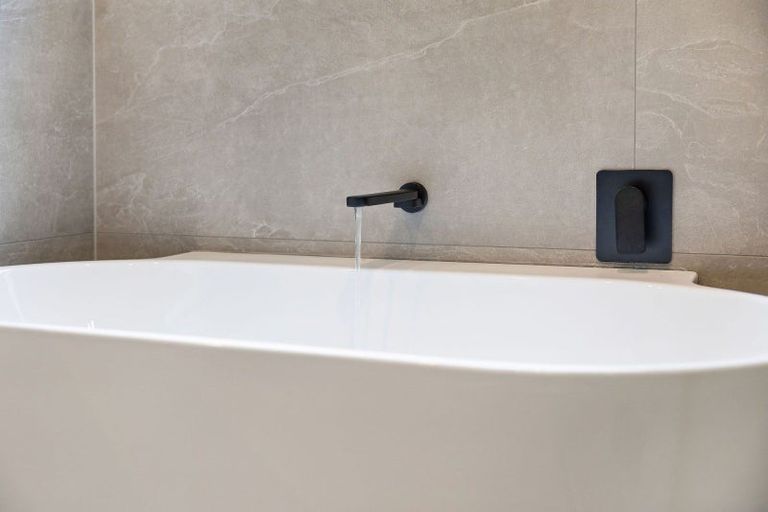 Photo of property in 83 Mcdonnell Road, Arrowtown, 9302