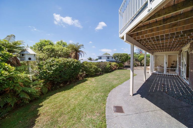 Photo of property in 2/40 Cook Street, Howick, Auckland, 2014