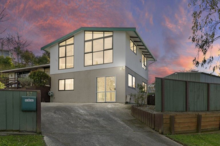 Photo of property in 57 Norana Road, Timberlea, Upper Hutt, 5018