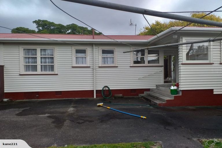 Photo of property in 605 Queen Street East, Levin, 5510