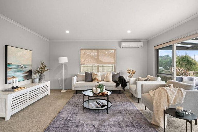 Photo of property in 162 Oteki Park Drive, Welcome Bay, Tauranga, 3112