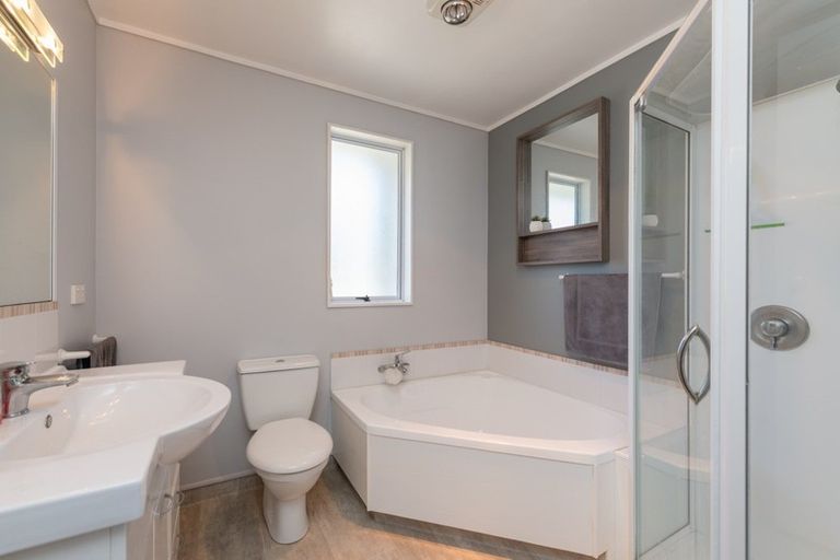 Photo of property in 28 Rochfort Drive, Richmond, 7020