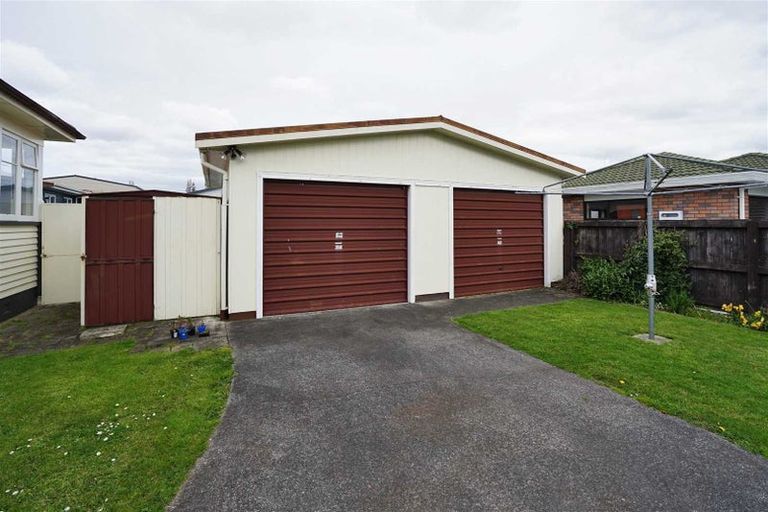 Photo of property in 5 Sandwich Road, St Andrews, Hamilton, 3200