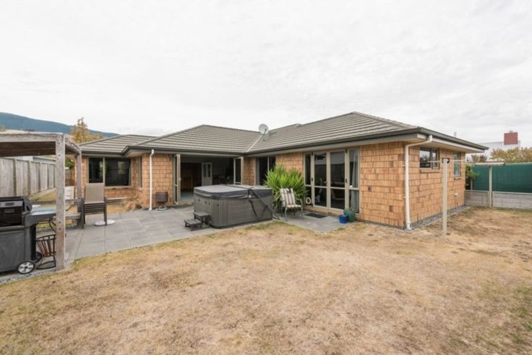 Photo of property in 20 Cambelldon Crescent, Stoke, Nelson, 7011