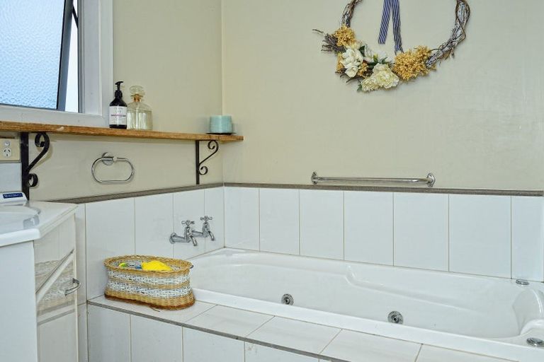 Photo of property in 3890 Matawai Road, Otoko, Te Karaka, 4092