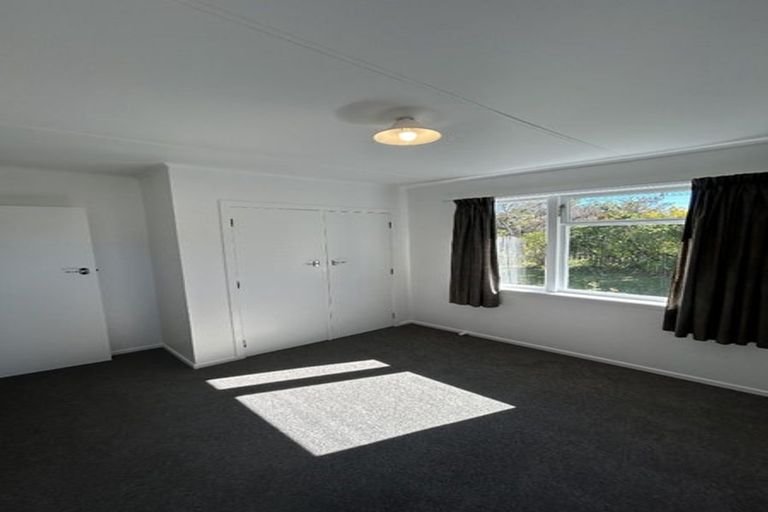 Photo of property in 84 Kuratawhiti Street, Greytown, 5712