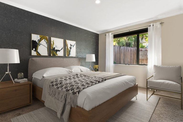 Photo of property in 19 William Gamble Drive, Greenhithe, Auckland, 0632