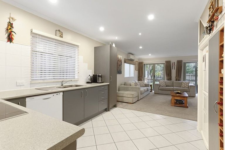 Photo of property in 67 Clea View, Gulf Harbour, Whangaparaoa, 0930