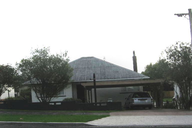 Photo of property in 324 Glengarry Road, Glen Eden, Auckland, 0602