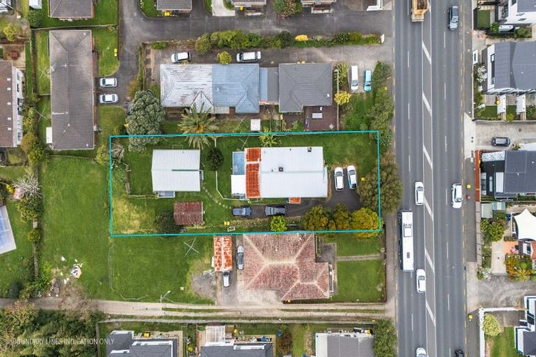 Photo of property in 3199 Great North Road, New Lynn, Auckland, 0600