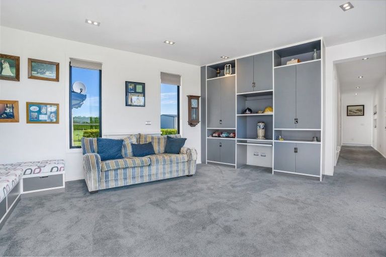 Photo of property in 48a Egerton Road, Winton, 9781