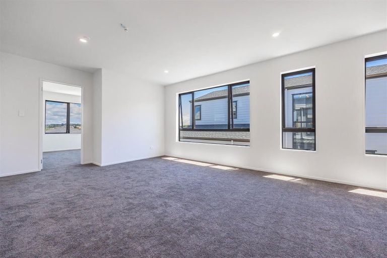 Photo of property in 19 Ta Moko Drive, Gulf Harbour, Whangaparaoa, 0930
