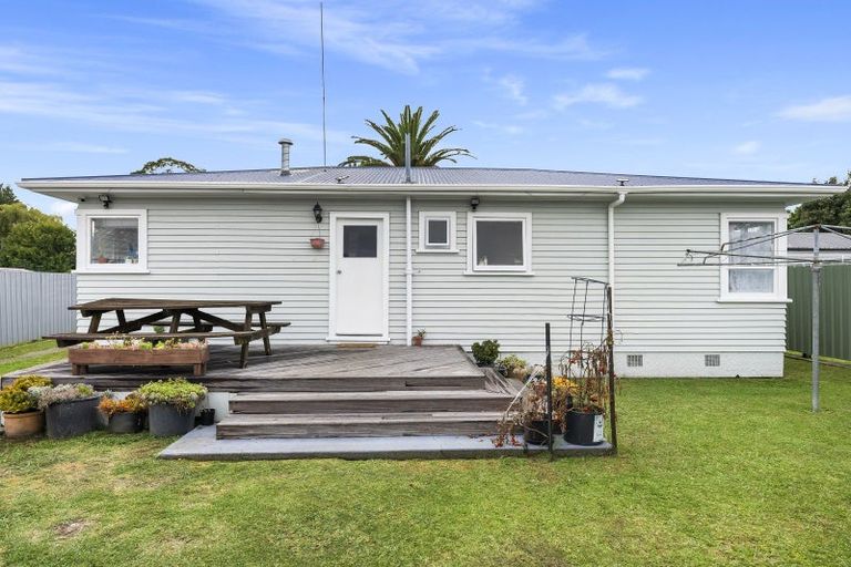 Photo of property in 76 College Road, Edgecumbe, 3120