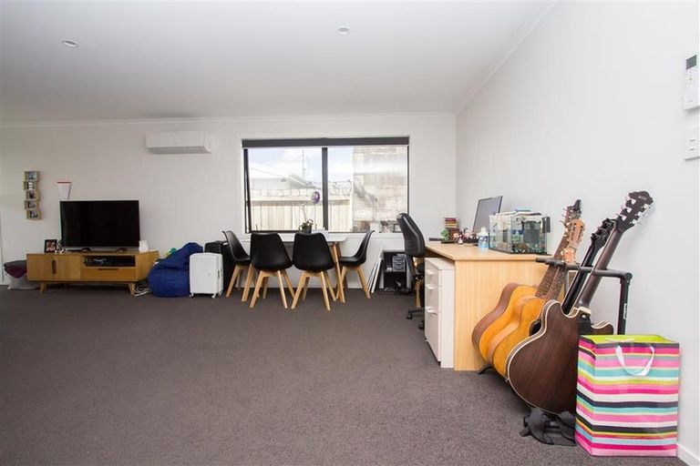 Photo of property in 9a Warwick Avenue, St Andrews, Hamilton, 3200