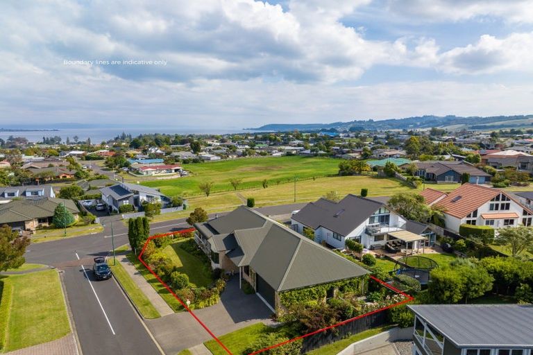 Photo of property in 1 Ventoux Way, Nukuhau, Taupo, 3330