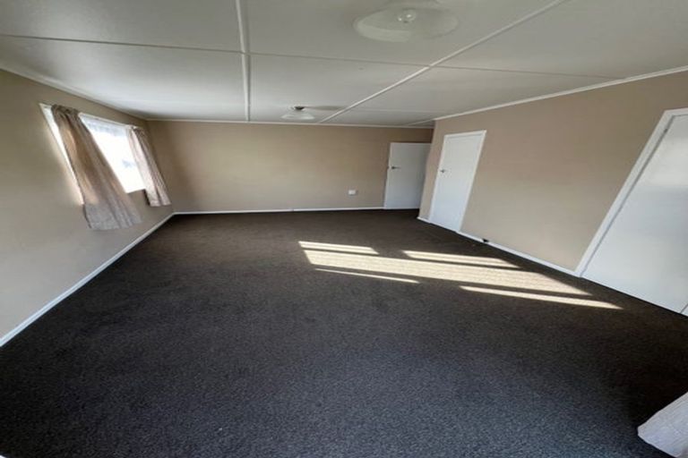 Photo of property in 37 Wynyard Street, Bell Block, New Plymouth, 4312