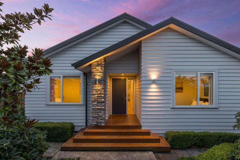 Photo of property in 139 Edgeware Road, St Albans, Christchurch, 8014