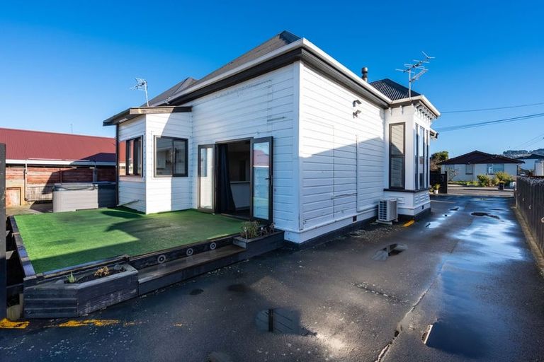 Photo of property in 37 Grove Street, Saint Kilda, Dunedin, 9012