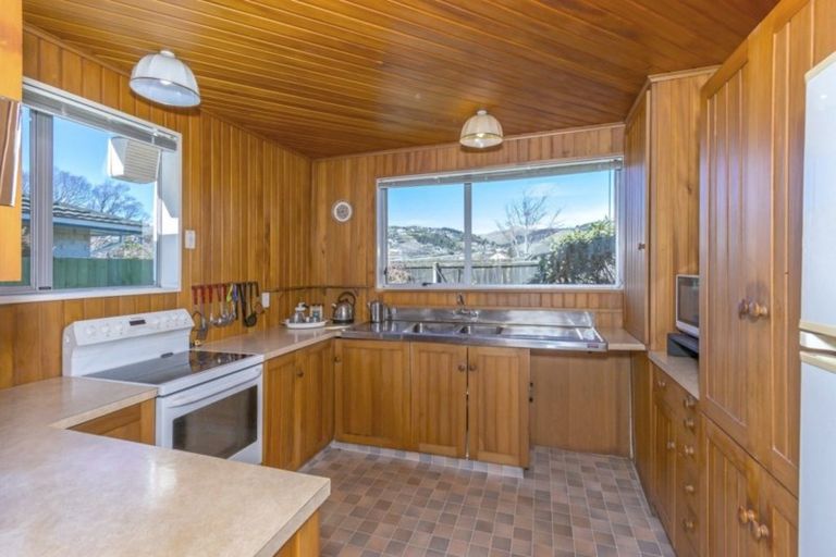 Photo of property in 140 Fisher Avenue, Beckenham, Christchurch, 8023