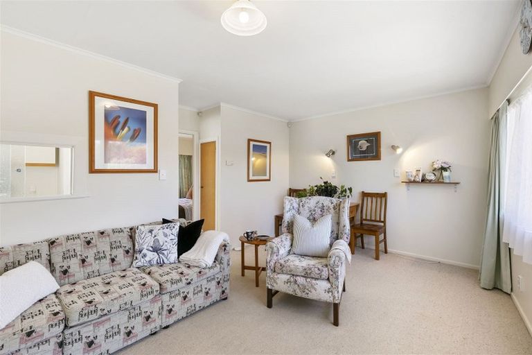 Photo of property in 1-20/27 Whites Line West, Woburn, Lower Hutt, 5010